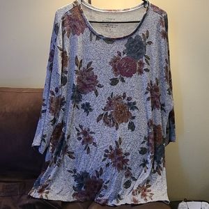 Torrid size 4 super soft blouse
